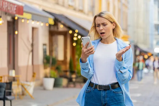 8828彩票 APP 界面截图